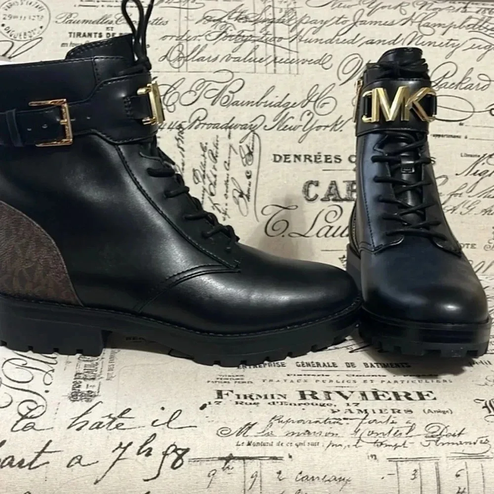 *Final Price* Michael Kors Reed Lace Up Boots black/brown gold logo NEW Size 7.5 - Picture 2 of 7